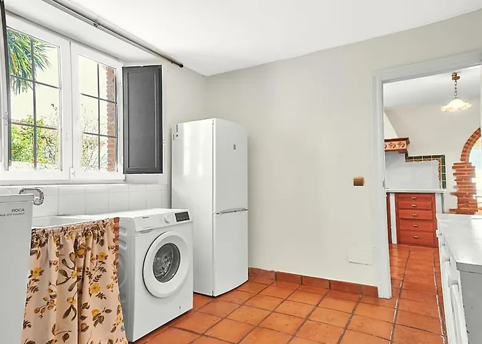 Casa Encanto Entre Jardines Y Luz Natural