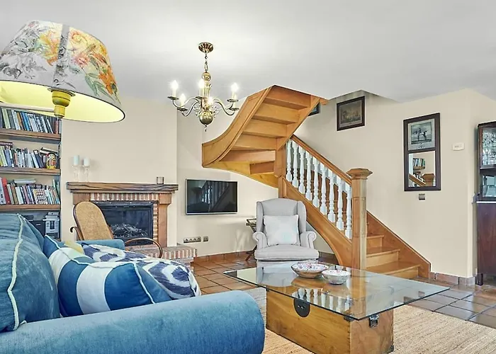 Casa Parbayon-encanto Entre Jardines Y Luz Natural Alpehytte Parbayon