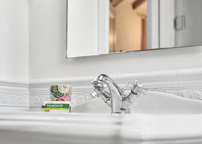 Casa Encanto Entre Jardines Y Luz Natural