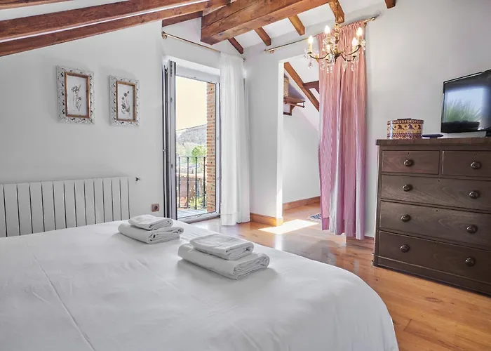 Casa Encanto Entre Jardines Y Luz Natural *